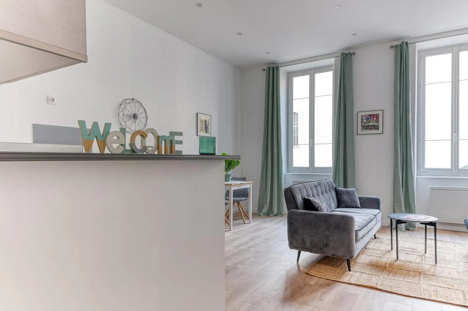 Guestready - Grey Velvet In Villeurbanne 0*,  France